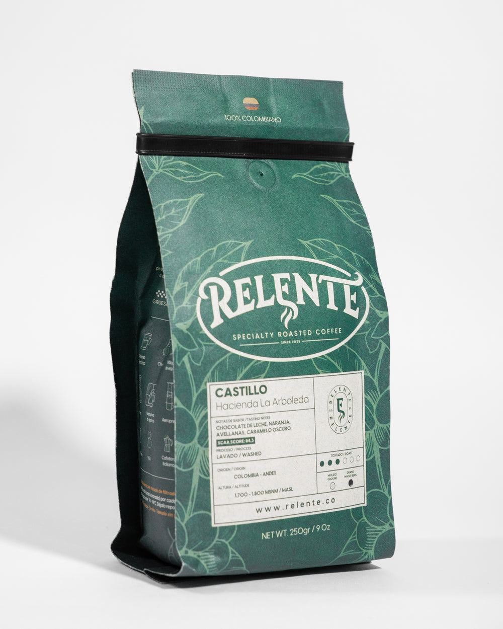 Foto producto frontal de cafe de especialidad relente